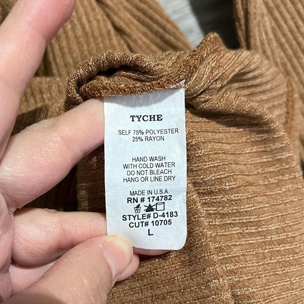 Vici Tan Ribbed Knit Dress - Picture 4 of 9